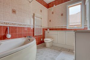 Family Bathroom- click for photo gallery